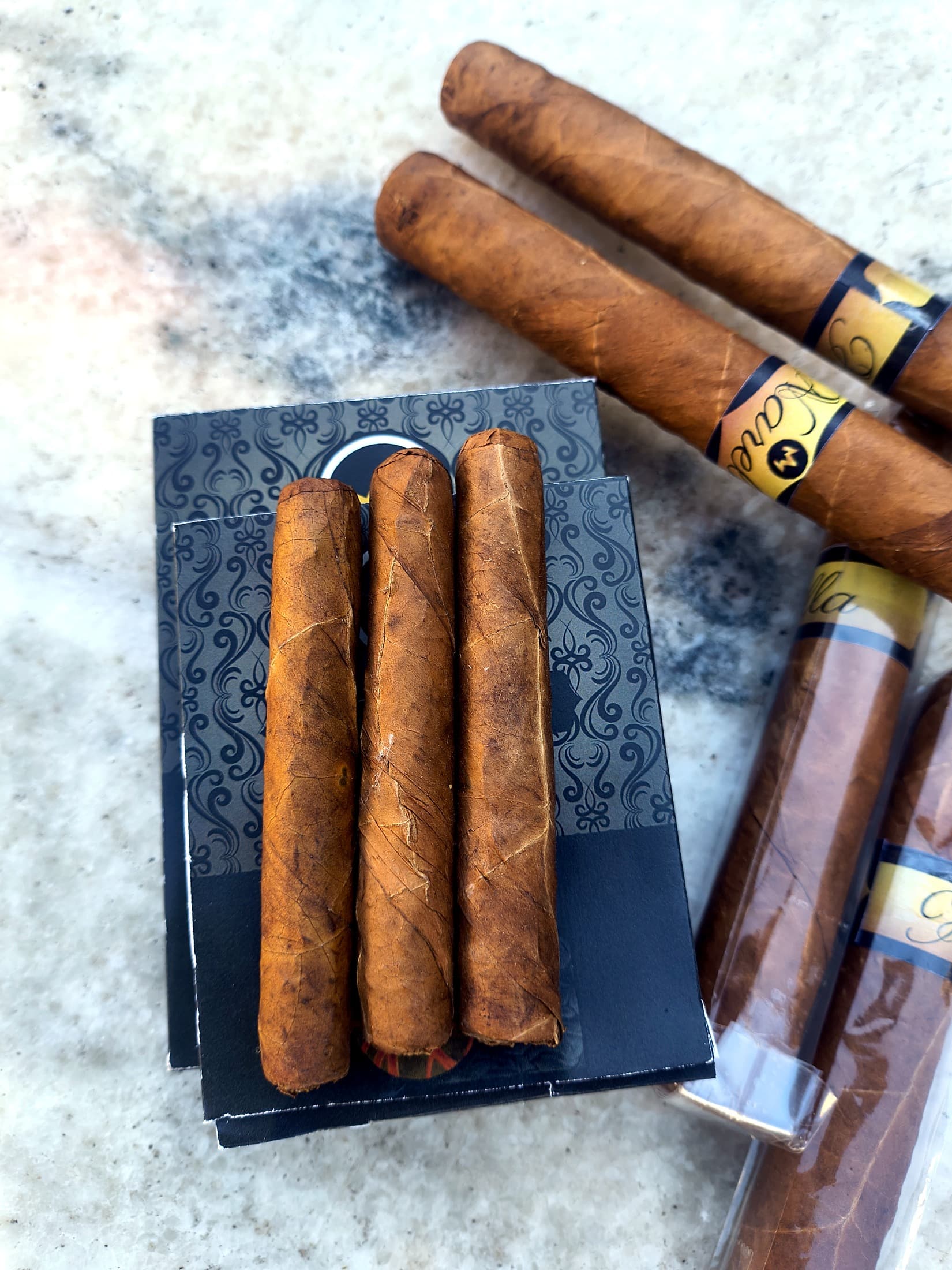 Narella Petit Robusto